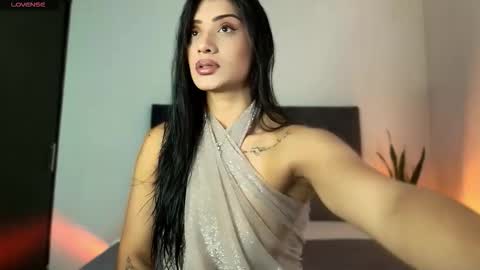 Snapshot of dannawells chatting on November 2025 07:30:01 PM Danna Wells online show from November 2025 07:30:01 PM