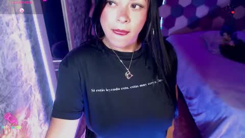 Snapshot of danniela_james chatting on June 2026 07:28:01 AM danna online show from June 2026 07:28:01 AM