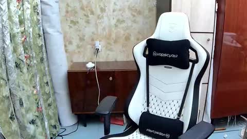 HilmarZ online show from September 2025 04:31:02 PM