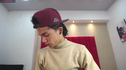 Danny online show from November 2025 01:01:02 PM