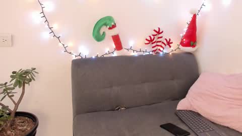 danny_and_lara online show from November 2025 06:04:02 PM