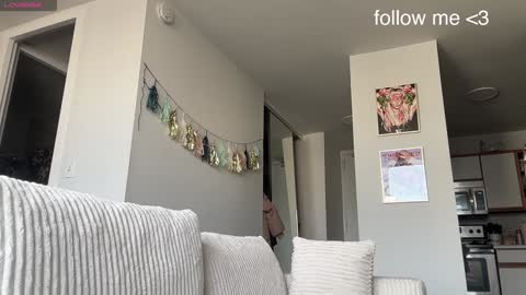 Danny online show from December 2024 07:32:02 PM