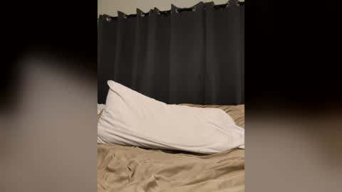 danooo1984 online show from April 2026 05:58:02 AM