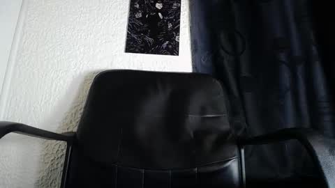 dante_d_angelo_ online show from October 2025 06:44:01 AM