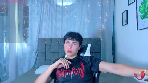 Snapshot of dante_kent chatting on June 2026 02:00:02 PM DANTE KENT online show from June 2026 02:00:02 PM