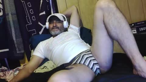 dantehot82 online show from February 2026 03:30:02 PM