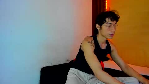 dantelord_ online show from March 2025 07:49:01 PM