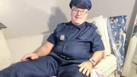 Snapshot of dantes_lion chatting on November 2025 06:15:02 AM Mark online show from November 2025 06:15:02 AM