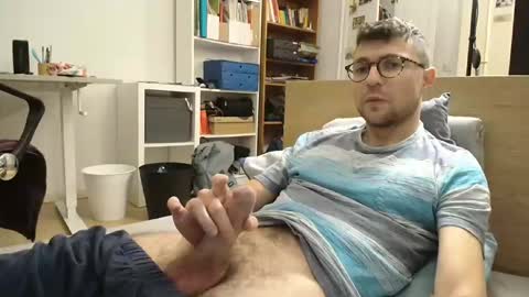 Snapshot of dantheman233 chatting on September 2025 05:48:01 PM Daniel online show from September 2025 05:48:01 PM