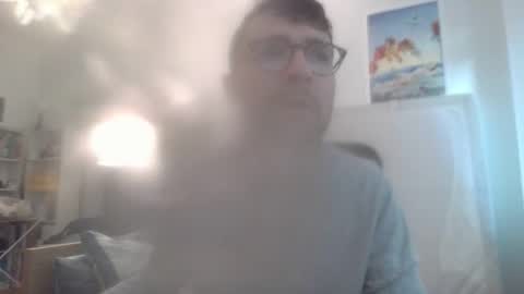 Snapshot of dantheman233 chatting on May 2026 08:42:02 AM Daniel online show from May 2026 08:42:02 AM