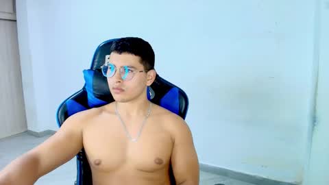 Dantraxx online show from March 2026 11:33:01 PM