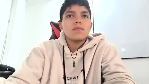   online show from December 2024 05:51:01 PM