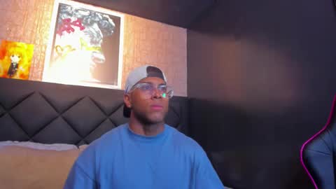 Snapshot of dany_dryy chatting on November 2025 11:03:01 PM Dany online show from November 2025 11:03:01 PM