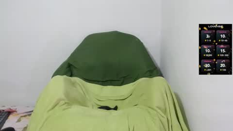 Snapshot of dany_milk chatting on October 2025 02:25:02 AM dany_milk online show from October 2025 02:25:02 AM