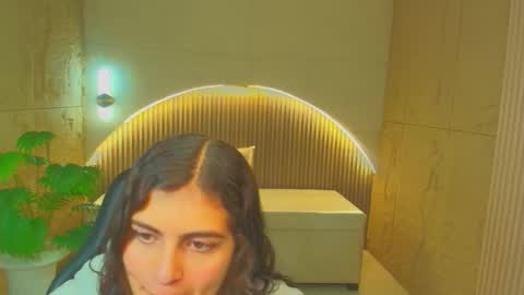 Dany online show from December 2025 01:05:01 PM