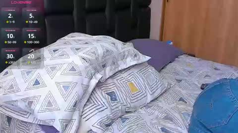 danyfitguy_ online show from July 2026 08:00:01 PM