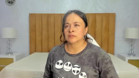 Snapshot of daphne81_ chatting on January 2025 09:01:02 AM Daphne online show from January 2025 09:01:02 AM