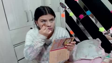 daphne877046 online show from October 2025 06:46:02 PM