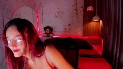 Snapshot of daphne_courtis chatting on February 2025 11:57:02 AM Daphne online show from February 2025 11:57:02 AM