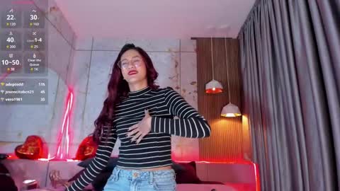 Snapshot of daphne_courtis chatting on February 2025 05:53:01 PM Daphne online show from February 2025 05:53:01 PM