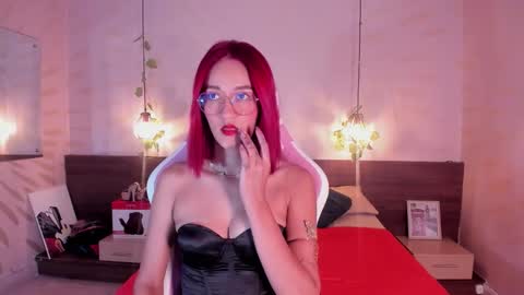 Snapshot of daphne_courtis chatting on September 2025 03:08:01 AM Daphne online show from September 2025 03:08:01 AM