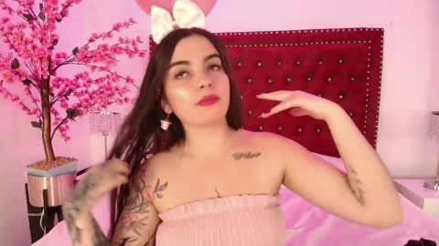 Daphne  online show from April 2026 11:37:01 AM