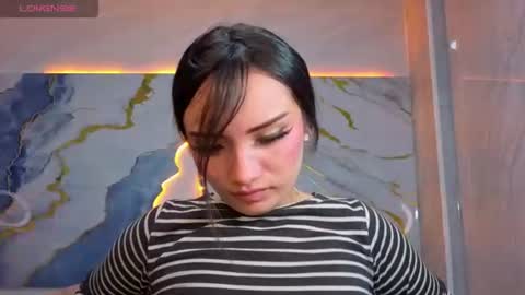 Snapshot of daphne_nicole_b chatting on July 2026 12:57:01 AM daphne_nicole_b online show from July 2026 12:57:01 AM