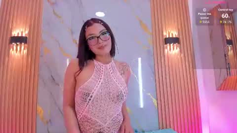 Snapshot of daphne_peterson chatting on June 2026 08:30:02 PM daphne peterson online show from June 2026 08:30:02 PM