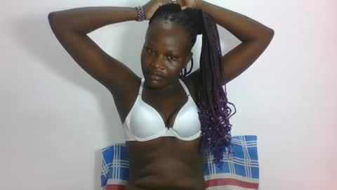 ESTHER online show from April 2026 05:29:02 AM