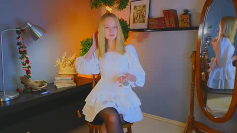 Snapshot of darceyheyd chatting on October 2025 03:31:02 AM Kami online show from October 2025 03:31:02 AM