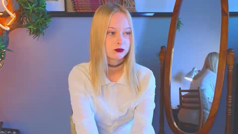 Snapshot of darceyheyd chatting on October 2025 04:16:02 AM Kami online show from October 2025 04:16:02 AM