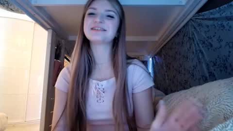 Snapshot of darcimichele chatting on November 2025 03:40:01 PM Iwi online show from November 2025 03:40:01 PM