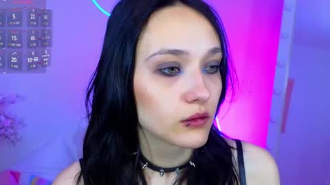Darcy online show from May 2026 01:24:01 AM