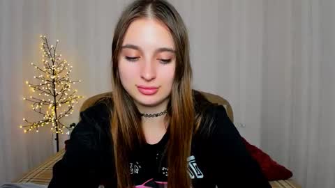 daria_de_luxe online show from December 2025 09:45:02 PM