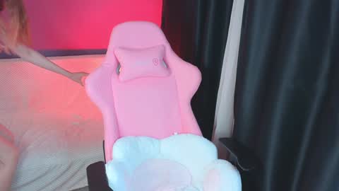 Daria   ---- online show from December 2024 02:52:01 AM