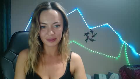 Snapshot of daria_spring chatting on December 2024 08:07:01 PM Daria online show from December 2024 08:07:01 PM