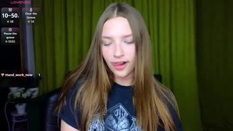dariaangels online show from April 2026 06:45:02 PM