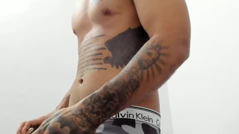 darianfx01 online show from April 2026 10:56:02 PM