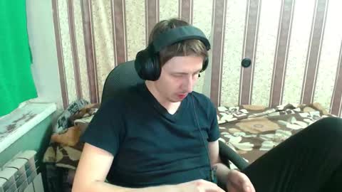 Snapshot of darienlarge chatting on October 2025 06:31:02 PM darienlarge online show from October 2025 06:31:02 PM