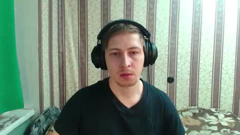 Snapshot of darienlarge chatting on October 2025 02:56:01 AM darienlarge online show from October 2025 02:56:01 AM