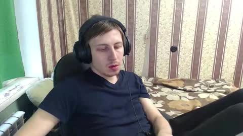 Snapshot of darienlarge chatting on November 2025 09:00:02 AM darienlarge online show from November 2025 09:00:02 AM