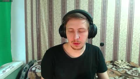 Snapshot of darienlarge chatting on November 2025 11:53:02 AM darienlarge online show from November 2025 11:53:02 AM