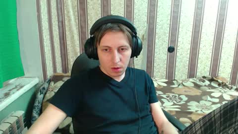 Snapshot of darienlarge chatting on November 2025 05:40:02 PM darienlarge online show from November 2025 05:40:02 PM