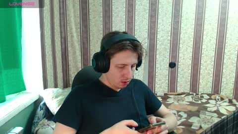 Snapshot of darienlarge chatting on November 2025 10:04:02 AM darienlarge online show from November 2025 10:04:02 AM