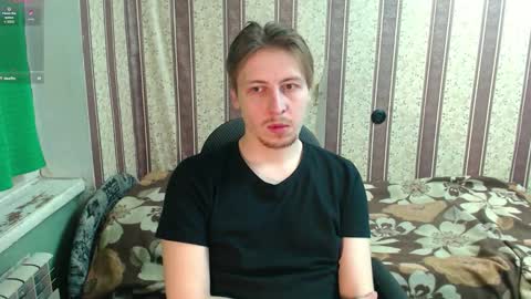 Snapshot of darienlarge chatting on December 2025 05:57:01 AM darienlarge online show from December 2025 05:57:01 AM