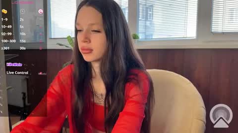 Snapshot of darina_night chatting on March 2025 05:24:02 AM Darina Night online show from March 2025 05:24:02 AM