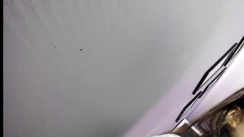 Dari the it woman online show from December 2024 06:00:02 AM