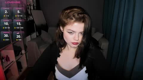 Dari the it woman online show from January 2025 09:10:01 PM