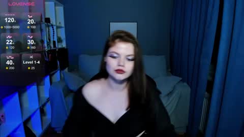 Dari the it woman online show from February 2025 09:09:01 PM