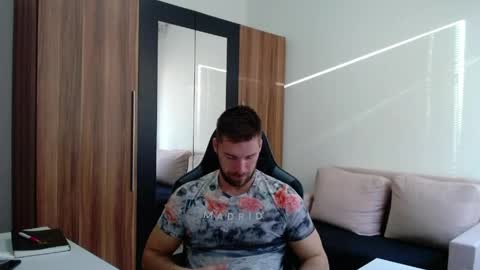darius_94 online show from April 2026 04:41:02 AM